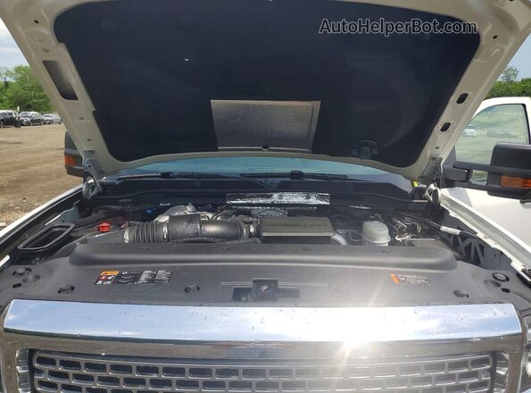 1GT42VCY2JF113134 2018 GMC SIERRA White 