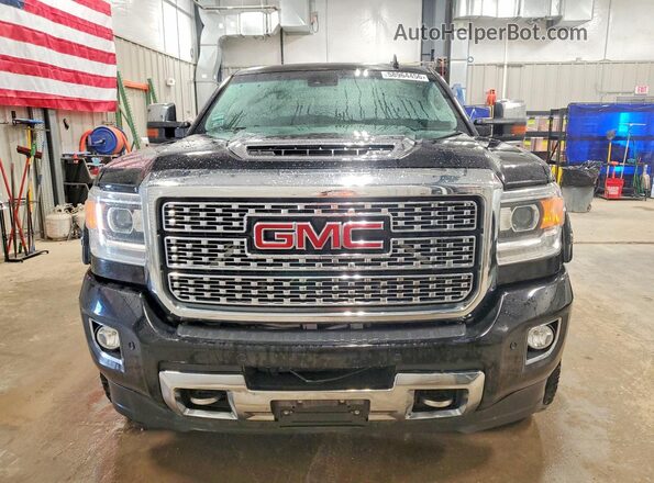 1GT42YEY6JF272561 2018 GMC SIERRA Black Widok z przodu