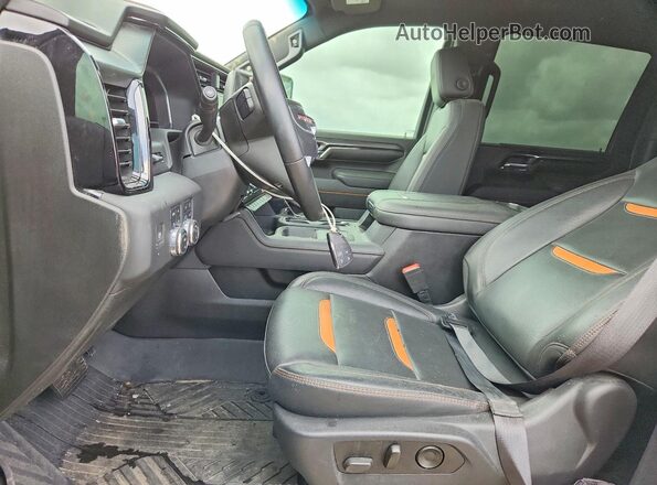 1GT49VEYXRF123804 2024 GMC SIERRA Black Widok wnętrza z przodu