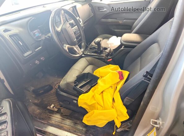 1GTG6CEN5J1303676 2018 GMC CANYON Silver Front interior view