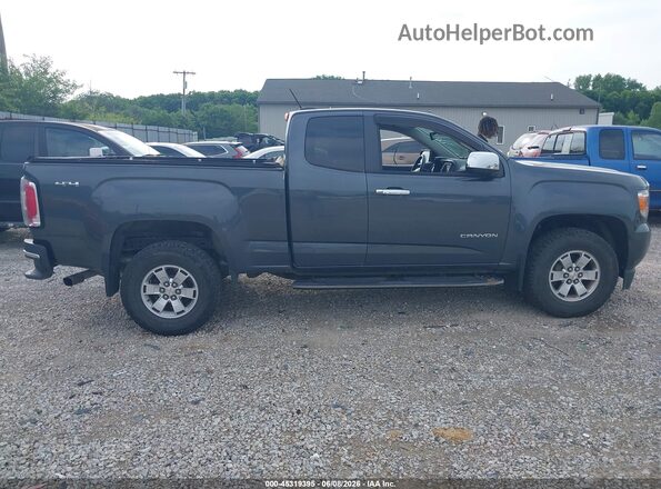 1GTH6BEN8H1213494 2017 GMC CANYON Light Blue Rear interior view