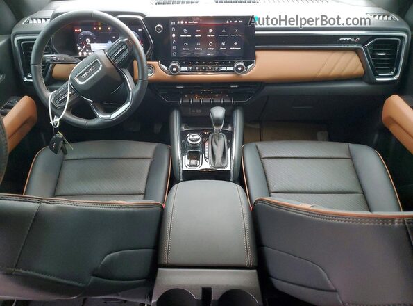 1GTP2DEK7T1155086 2026 GMC CANYON White Widok deski rozdzielczej