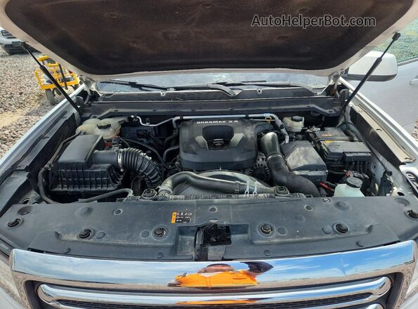 1GTP6CE16G1370681 2016 GMC CANYON White Rear interior view