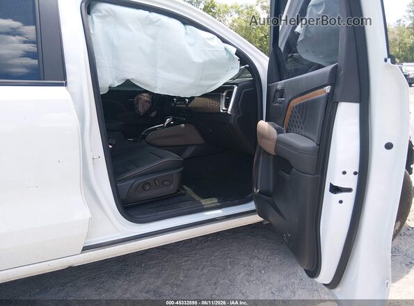 1GTP6FEK6P1152007 2023 GMC CANYON White Вид салону спереду