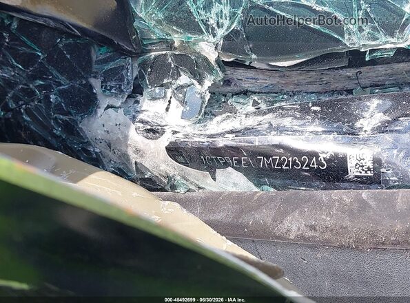 1GTP9EEL7MZ213243 2021 GMC SIERRA Черный Вид подкапотного пространства