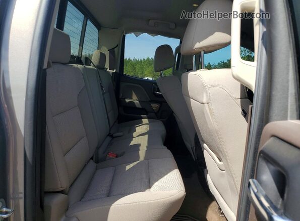 1GTR1MECXHZ235317 2017 GMC SIERRA Tan Widok tylnych siedzeń