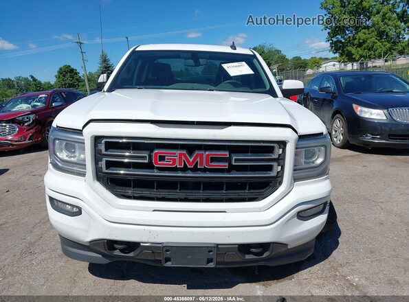 1GTV2LEC0JZ126280 2018 GMC SIERRA Белый Вид щитка приборов
