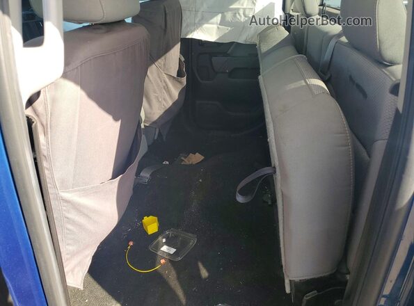 1GTV2LEC4GZ348703 2016 GMC SIERRA Blue Rear seats view