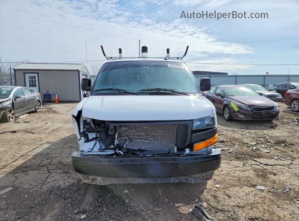 1GTW7AF77R1178611 2024 GMC SAVANA White წინა ხედი