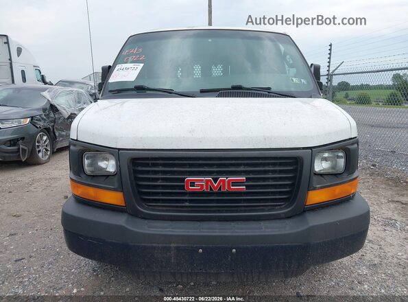 1GTW7AFG3G1120816 2016 GMC SAVANA 2500 White Front view