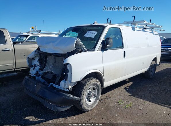 1GTW7BFP5P1100735 2023 GMC SAVANA CARGO White Front left