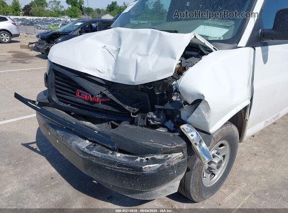 1GTZ7HFP4P1104159 2023 GMC SAVANA CARGO White Դիմացի տեսք