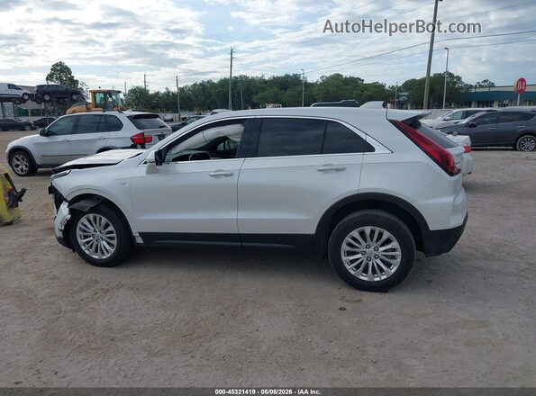 1GYAZAR40RF218241 2024 CADILLAC XT4 White 