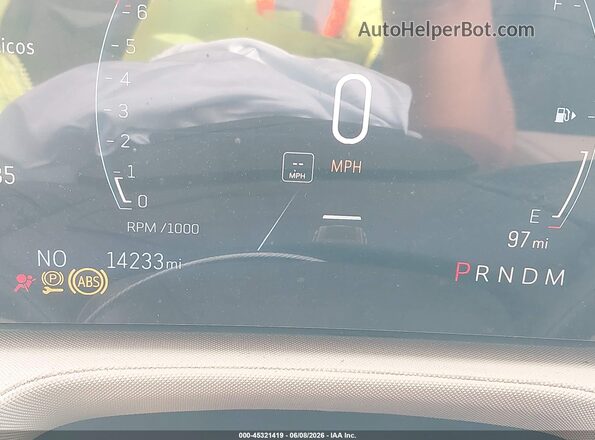 1GYAZAR40RF218241 2024 CADILLAC XT4 White 