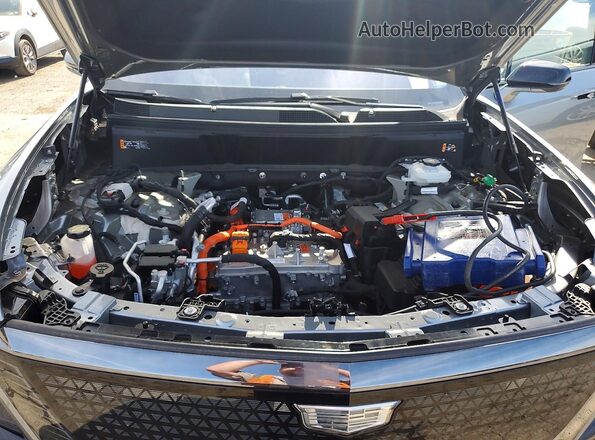 1GYC3NML6TZ702727 2026 CADILLAC VISTIQ Silver Engine compartment view