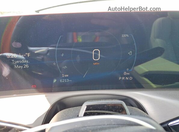 1GYC3NML6TZ702727 2026 CADILLAC VISTIQ Silver Instrument cluster view