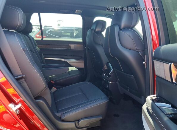 1GYC3NMLXTZ707509 2026 CADILLAC VISTIQ Red უკანა სალონის ხედი