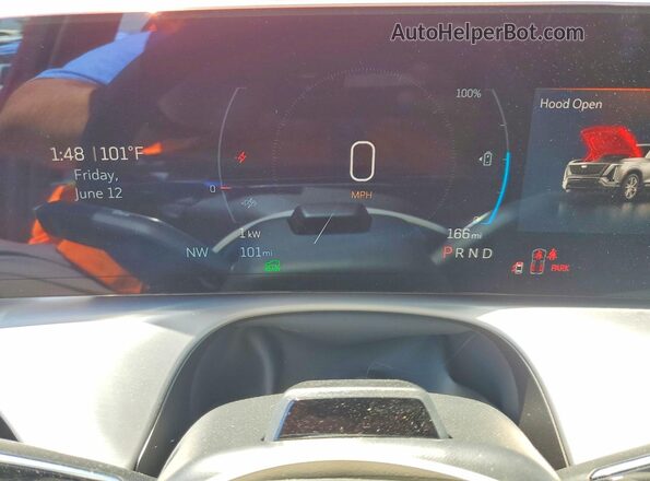 1GYC3NMLXTZ707509 2026 CADILLAC VISTIQ Red ხელსაწყოთა პანელის ხედი