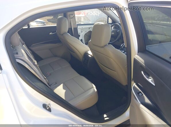 1GYFZBR46NF167804 2022 CADILLAC XT4 White VIN կոդի պիտակի տեսք