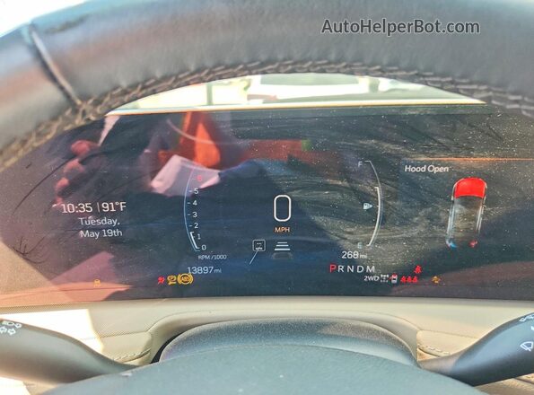 1GYFZBR49RF107781 2024 CADILLAC XT4 Silver Vista del cuadro de instrumentos