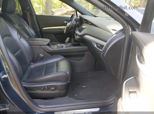 1GYFZCR40KF206324 2019 CADILLAC XT4 Серый Вид салона спереди