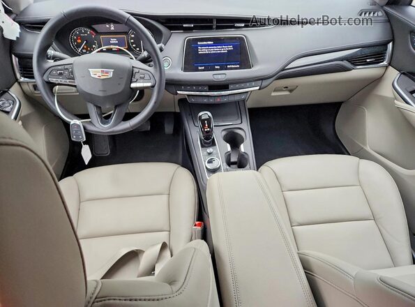 1GYFZCR41NF129774 2022 CADILLAC XT4 Gold Widok deski rozdzielczej