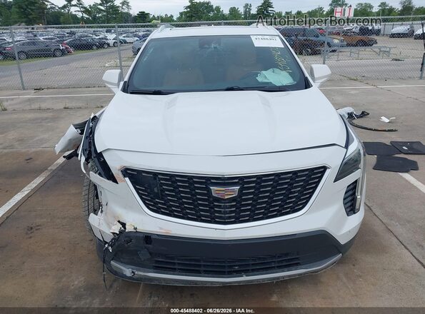 1GYFZCR43KF178809 2019 CADILLAC XT4 White Вид щитка приладів