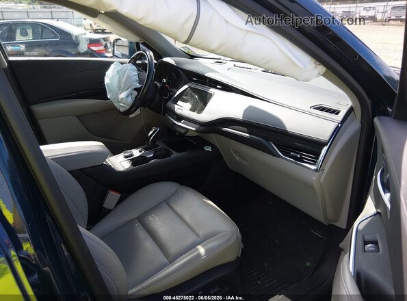 1GYFZCR44LF146355 2020 CADILLAC XT4 Blue Вид салону спереду