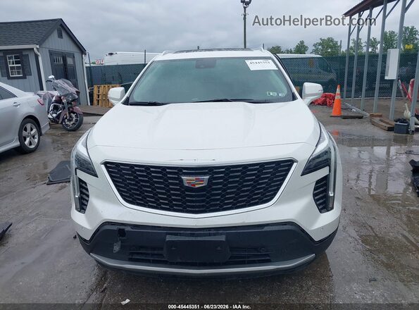 1GYFZDR40PF102512 2023 CADILLAC XT4 White ხელსაწყოთა პანელის ხედი