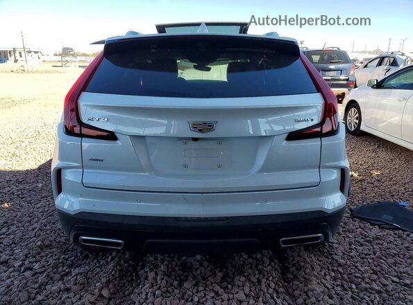 1GYFZDR42RF123204 2024 CADILLAC XT4 White უკანა ხედი