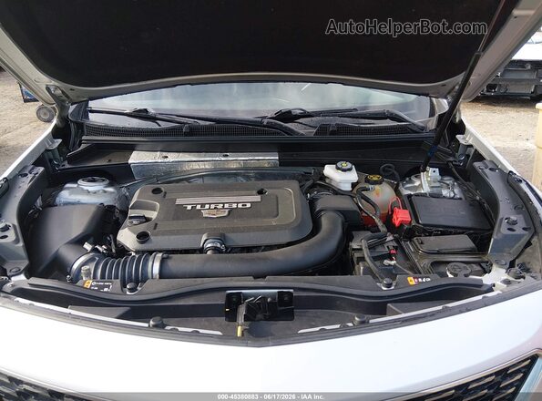 1GYFZDR44NF131945 2022 CADILLAC XT4 Silver Vista trasera