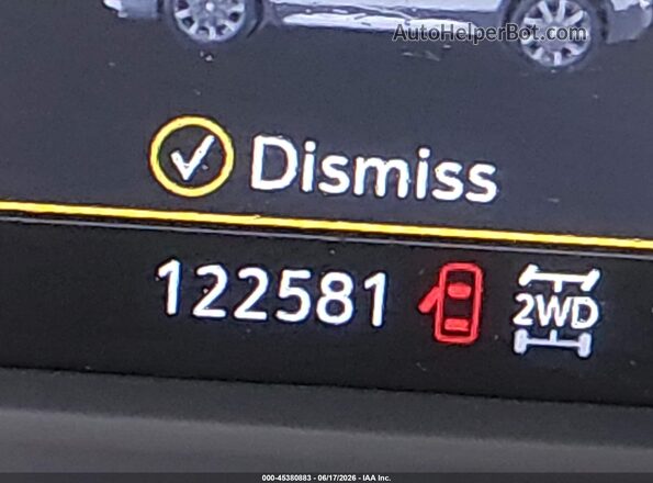 1GYFZDR44NF131945 2022 CADILLAC XT4 Silver 