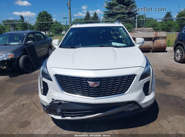 1GYFZDR49KF183373 2019 CADILLAC XT4 Белый Вид щитка приборов