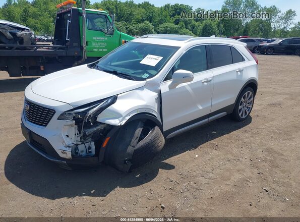1GYFZDR49MF009628 2021 CADILLAC XT4 White Դիմացի տեսք