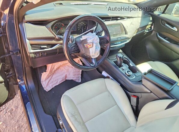 1GYFZER41KF218655 2019 CADILLAC XT4 Синий Вид панели приборов