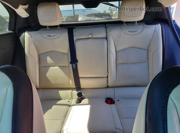 1GYFZER41KF218655 2019 CADILLAC XT4 Синий Вид задних сидений