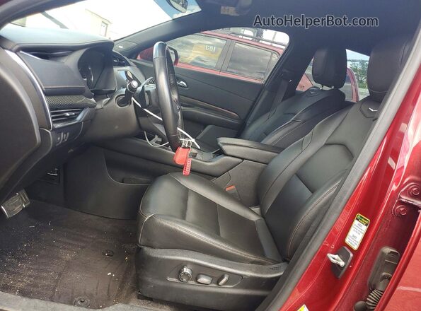 1GYFZER41LF033667 2020 CADILLAC XT4 Maroon Vista interior delantera