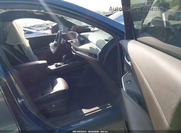 1GYFZER46SF138722 2025 CADILLAC XT4 Blue Вид салону спереду