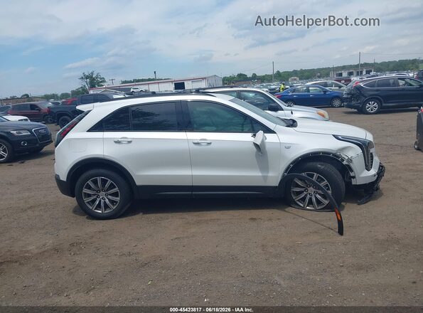 1GYFZER47KF176461 2019 CADILLAC XT4 White უკანა სალონის ხედი