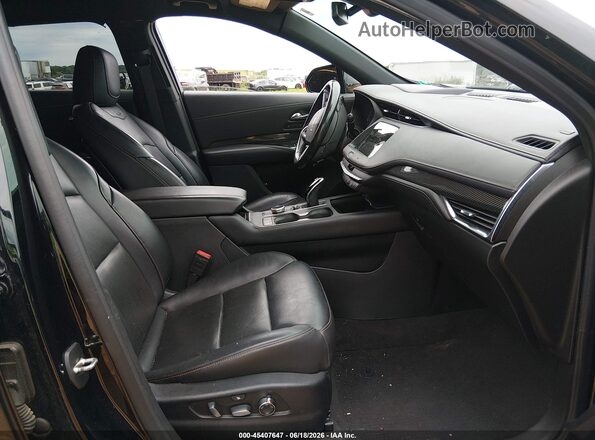 1GYFZER4XLF065145 2020 CADILLAC XT4 Black Вид салону спереду