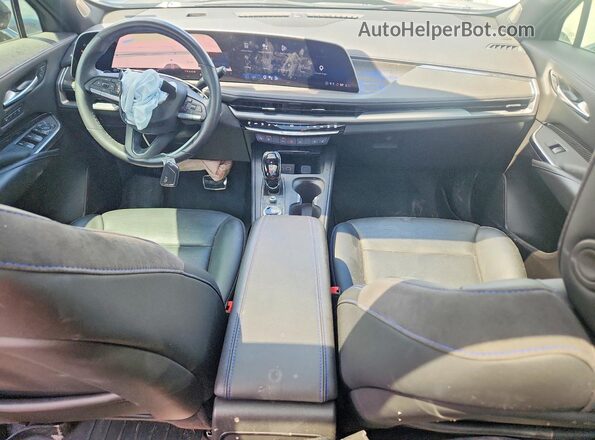1GYFZER4XRF200620 2024 CADILLAC XT4 Black Widok deski rozdzielczej