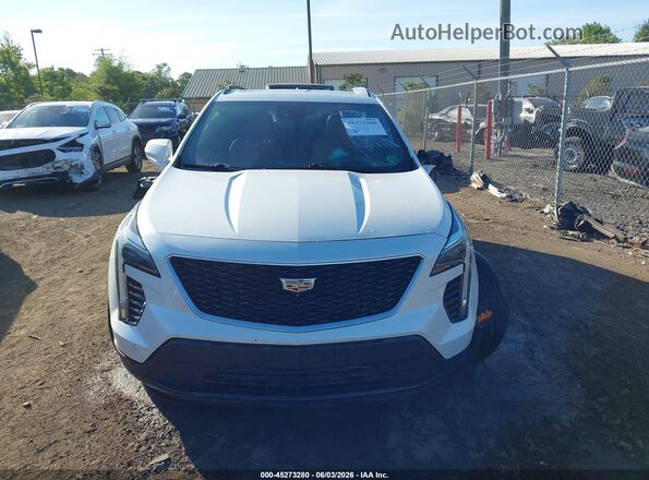 1GYFZFR42KF120417 2019 CADILLAC XT4 White Vista del cuadro de instrumentos