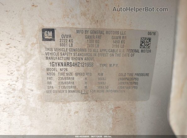 1GYKNARS4HZ121958 2017 CADILLAC XT5 Silver Widok komory silnika