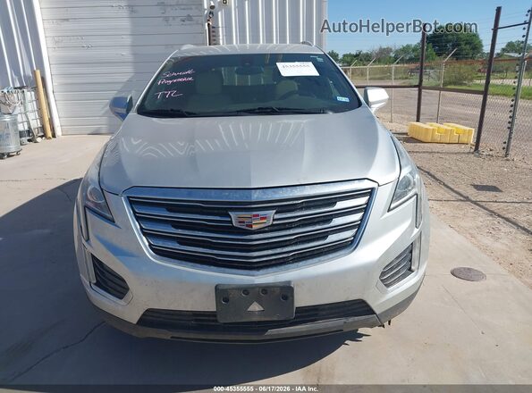 1GYKNARS4HZ121958 2017 CADILLAC XT5 Silver Widok zestawu wskaźników