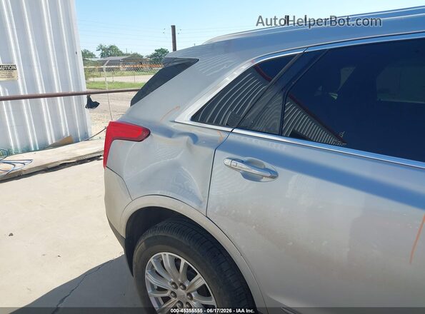 1GYKNARS4HZ121958 2017 CADILLAC XT5 Silver 