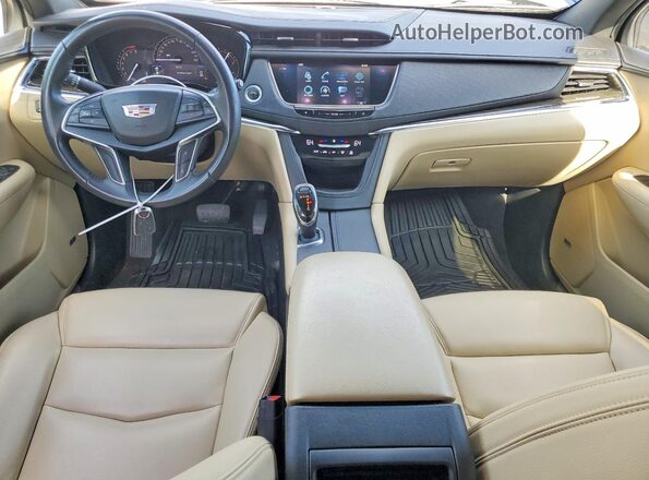 1GYKNARS4HZ210834 2017 CADILLAC XT5 Beige Dashboard view