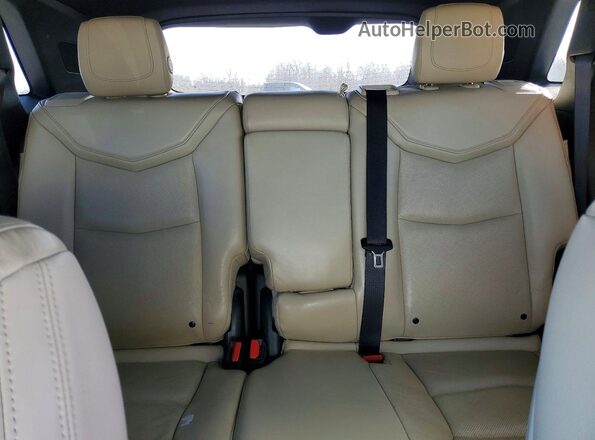 1GYKNBRS3HZ148722 2017 CADILLAC XT5 White უკანა სავარძლების ხედი