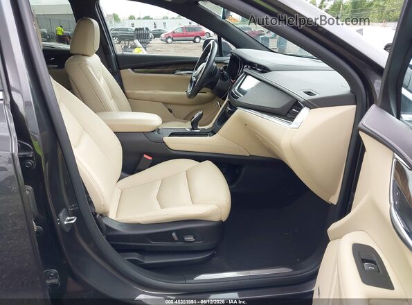 1GYKNBRS5KZ181583 2019 CADILLAC XT5 Gray Widok wnętrza z przodu