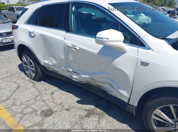 1GYKNCR43SZ148475 2025 CADILLAC XT5 White Widok z przodu