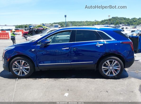 1GYKNDR43RZ748994 2024 CADILLAC XT5 Blue Սալոնի 360 աստիճան տեսք